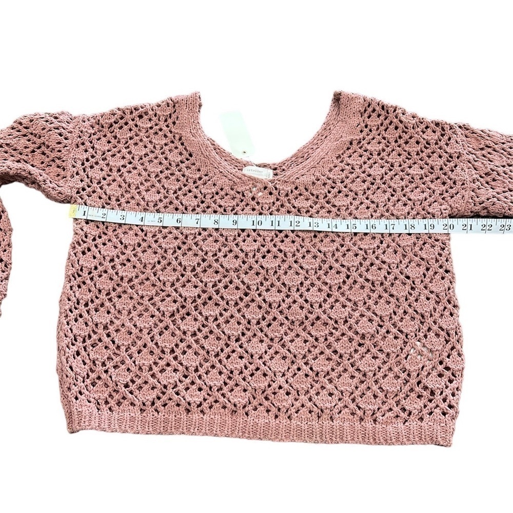NWT Nicole Miller Artelier Sweater Blush Pink Open Knit Crochet Size Small - Picture 7 of 8